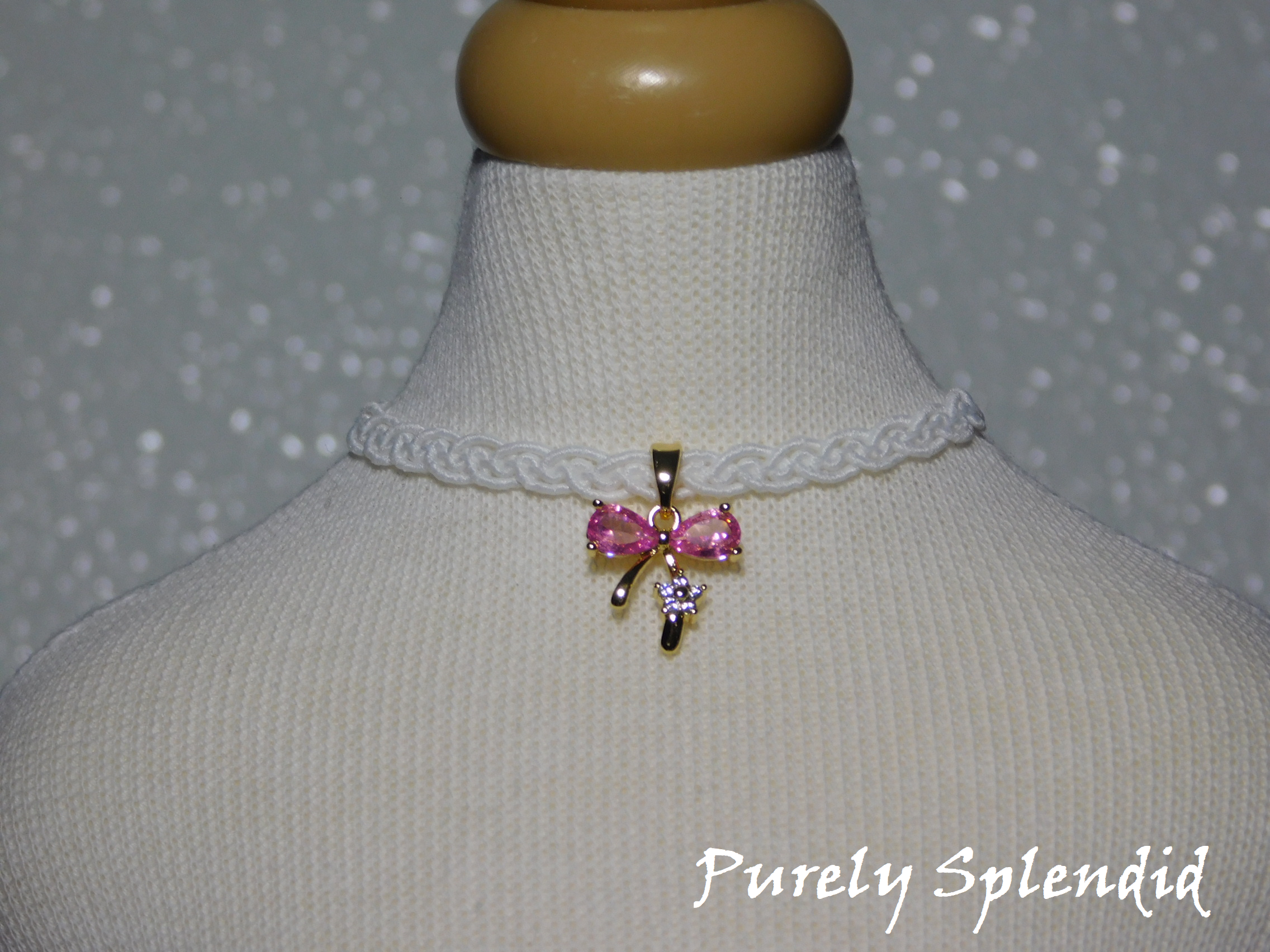 Lacy white choker necklace with sparkling pink bow for 18 inch dolls