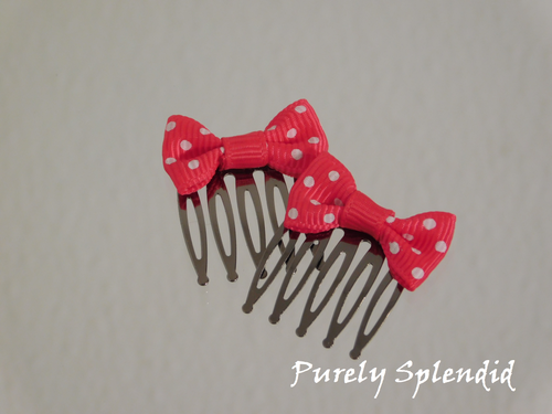 one inch mini hair combs with pink bow and white dots