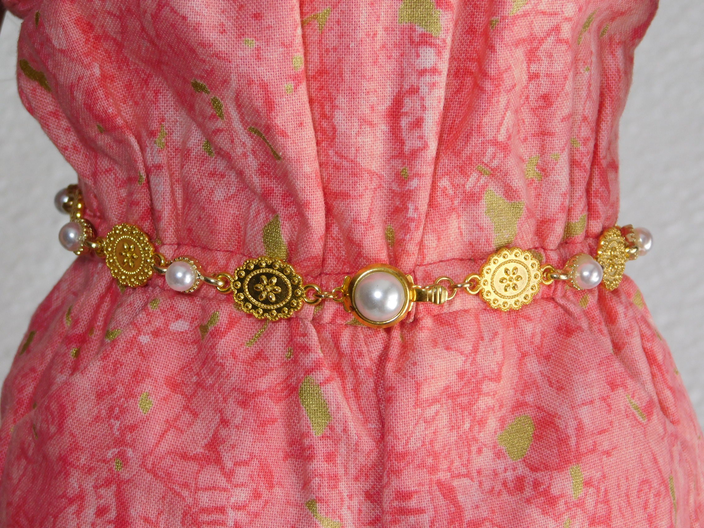 decorative Gold and Pearl Belt for dolls