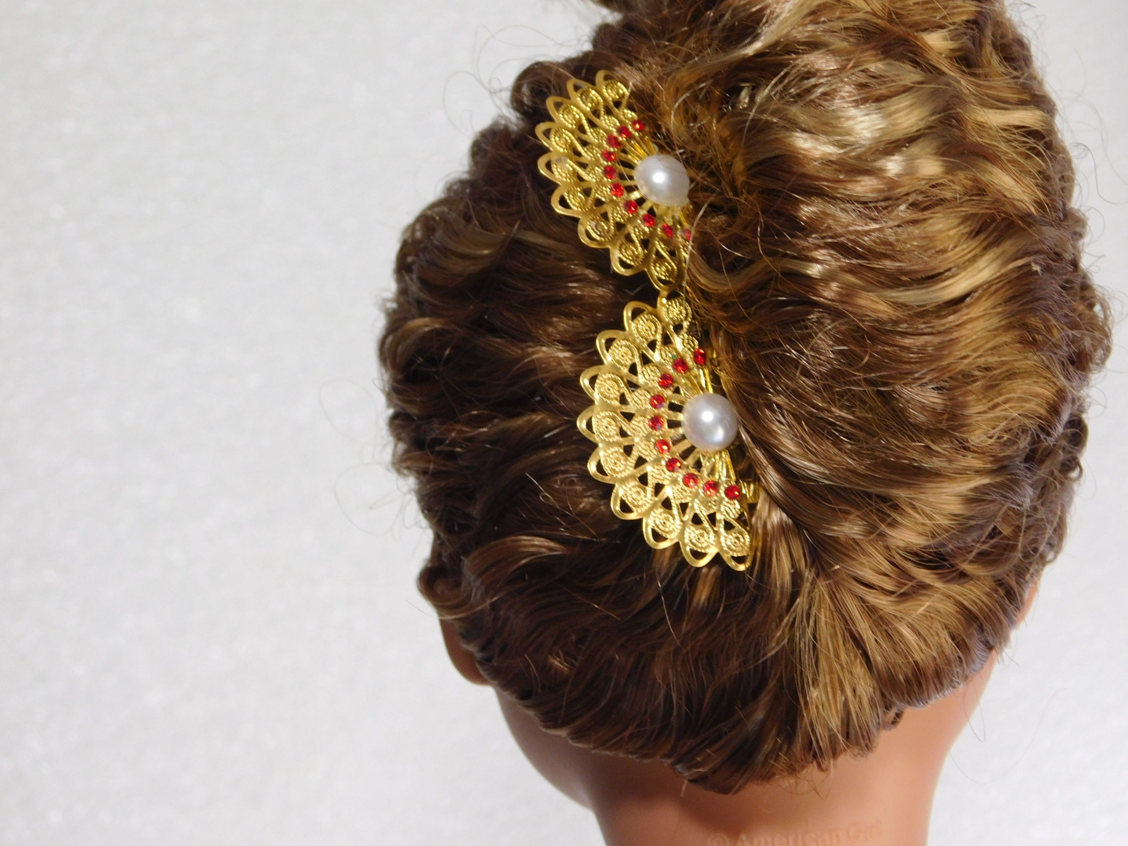 Gold Fan Hair combs for dolls or girls
