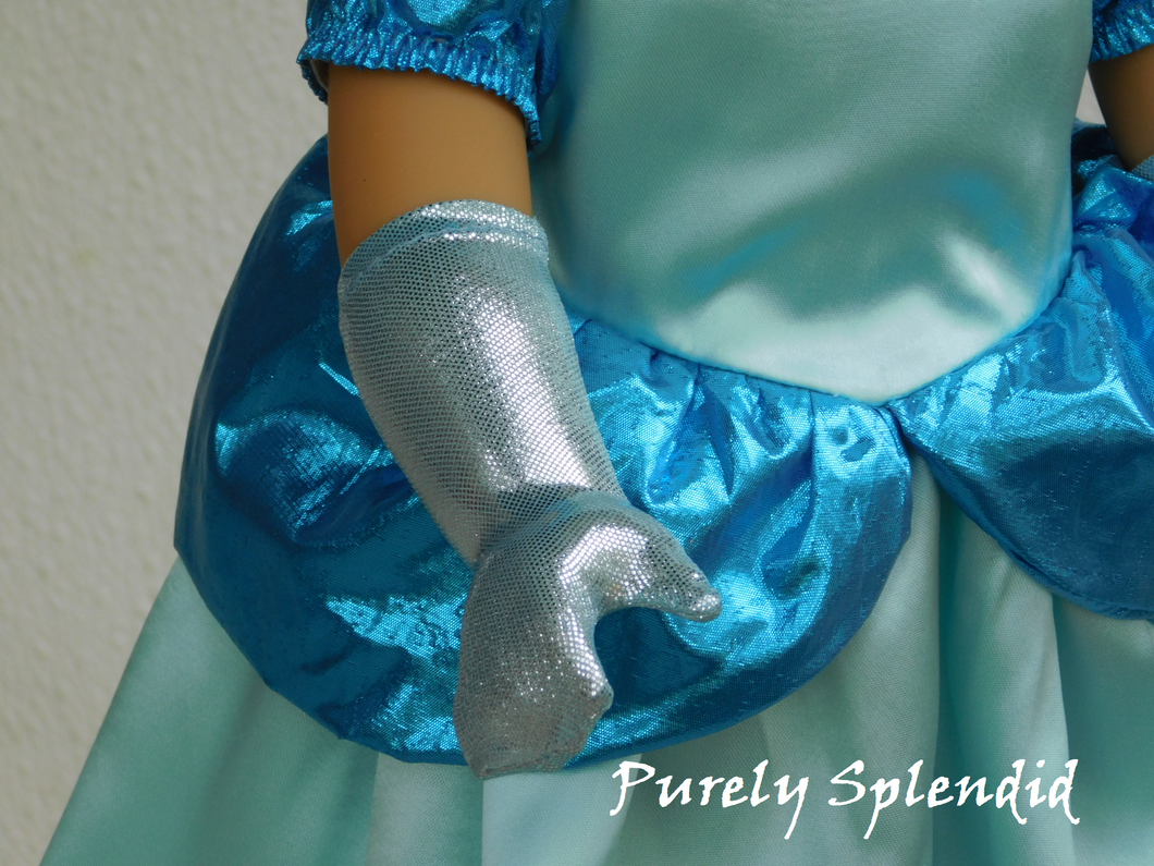 Icy Blue Gloves on the right hand of an 18 inch doll