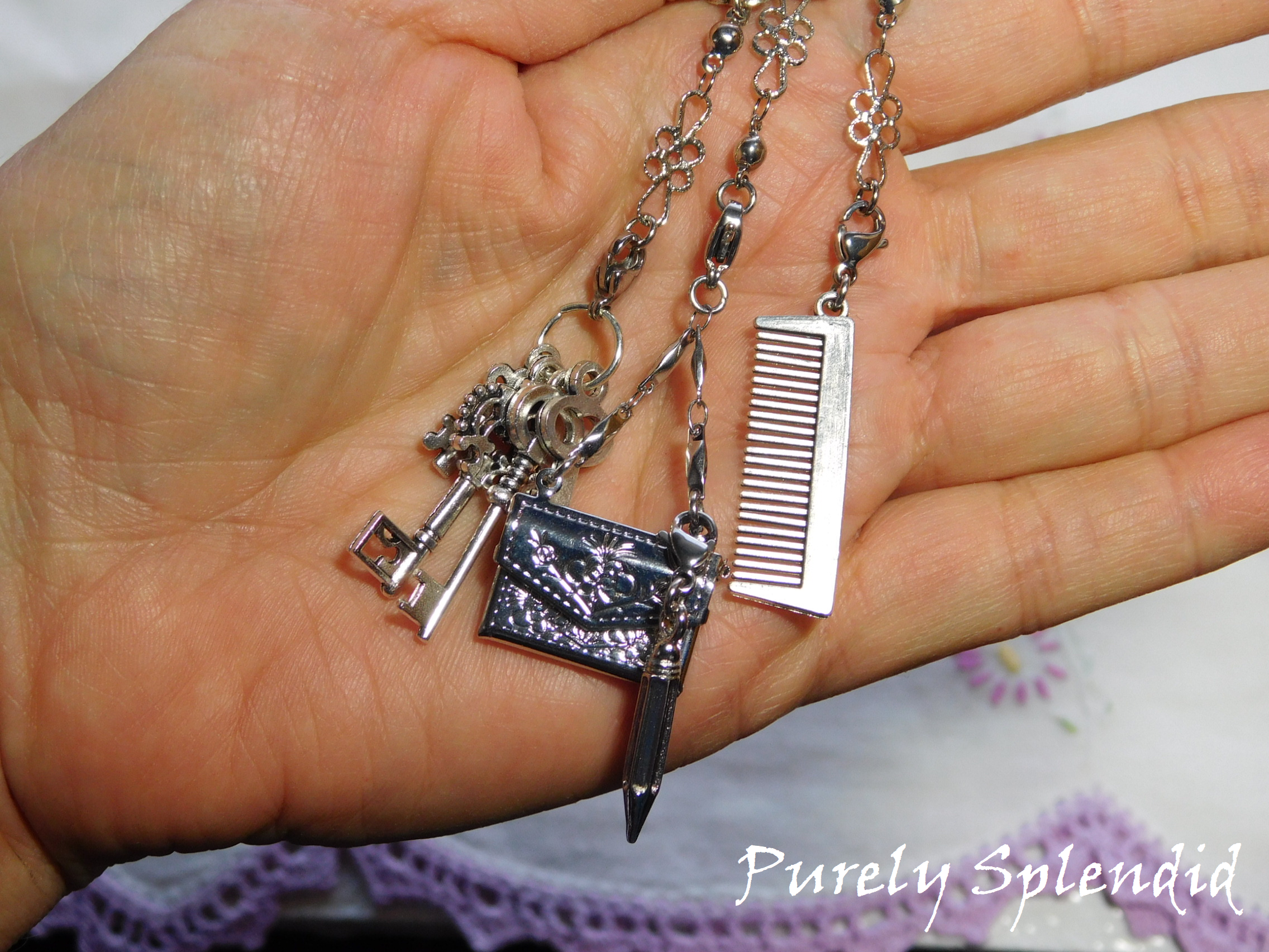 Chatelaine - Practical