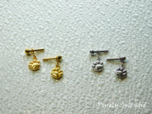 Load image into Gallery viewer, Paw Earrings
