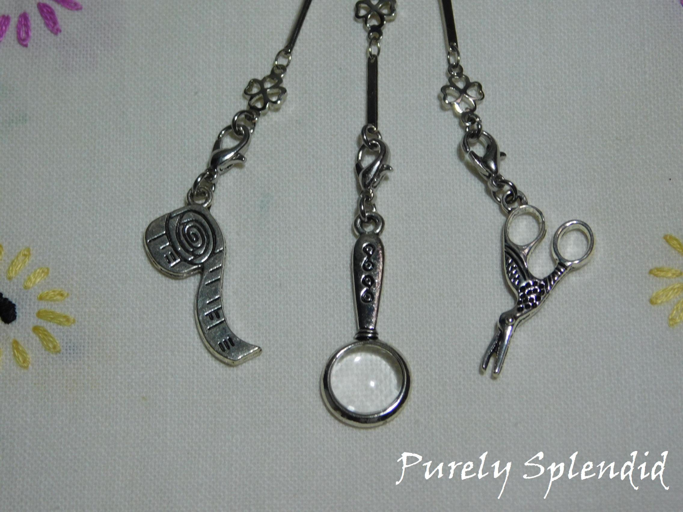 Chatelaine for sewing