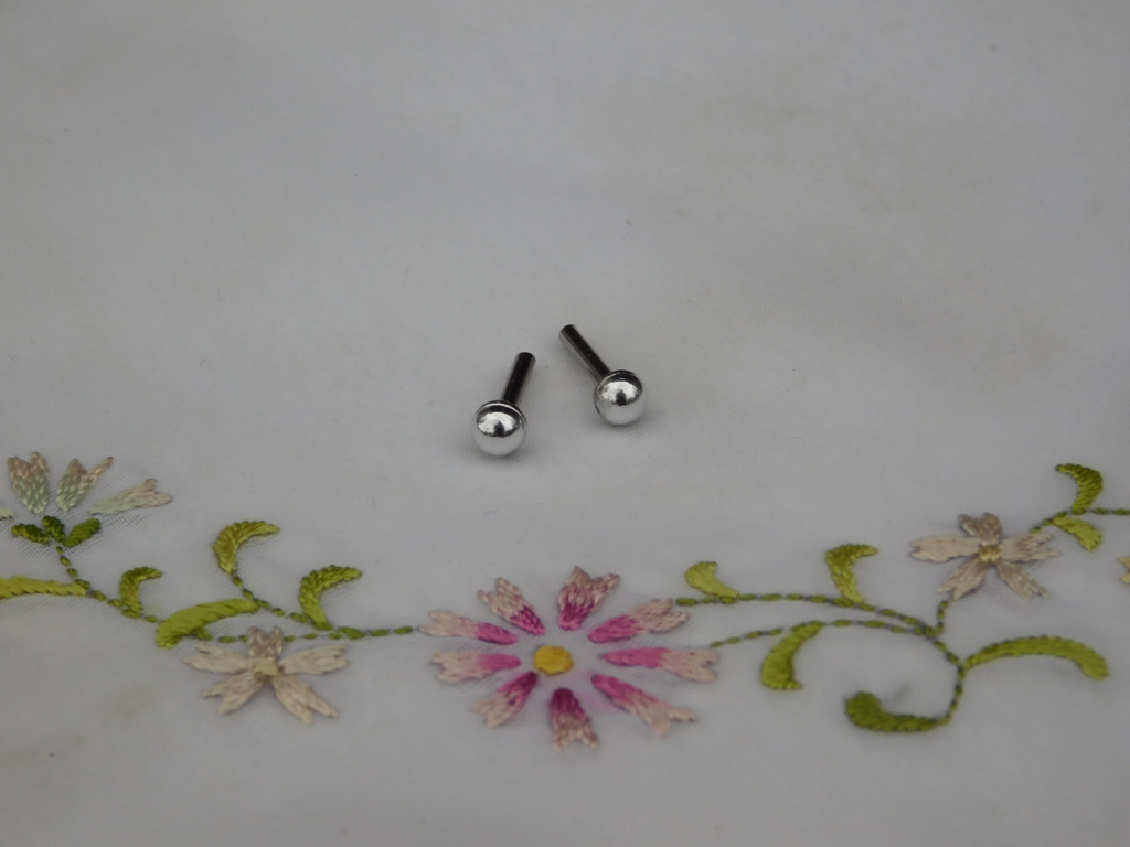 Add a pair of Small Classic Silver Studs for dolls who wear 2mm studs