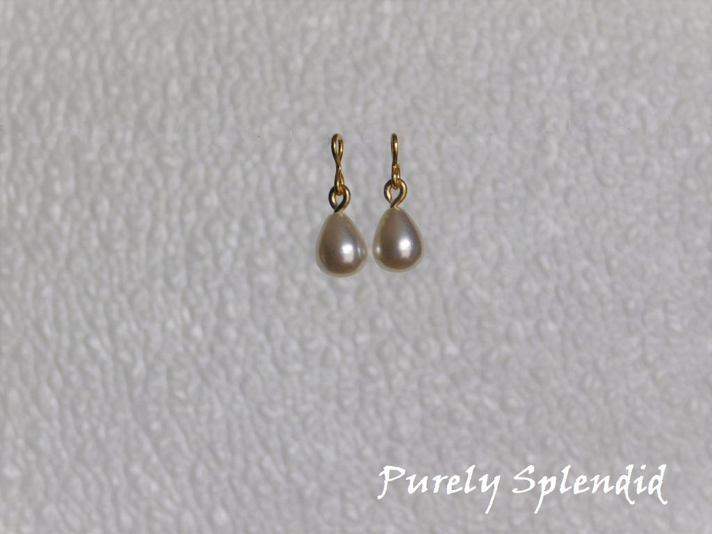 Pearl Drop Earrings gold