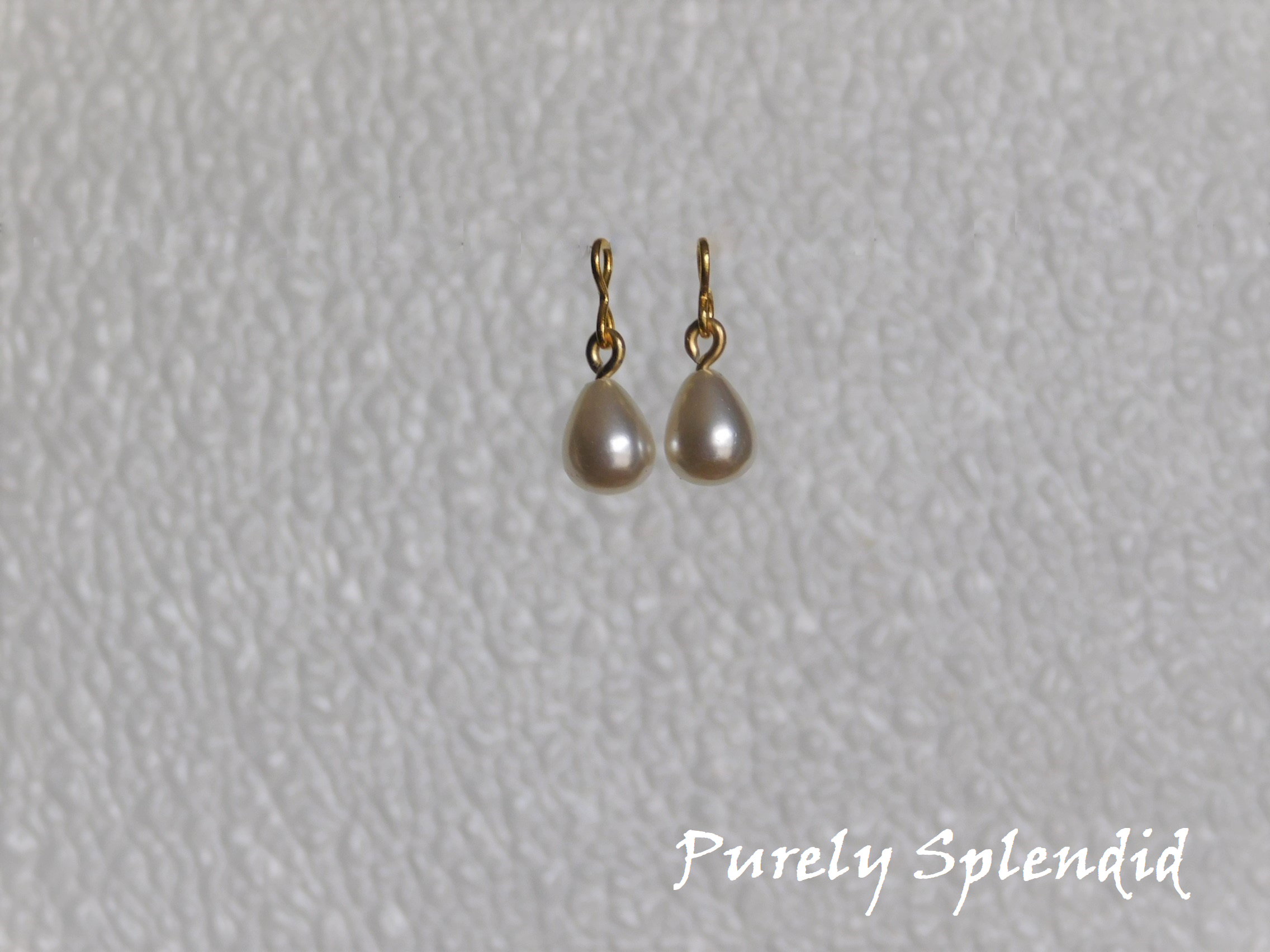 Pearl Drop Earrings gold